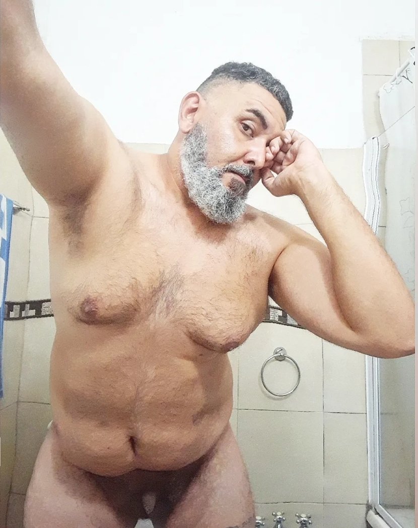 Juego de espejos, ducha y a dormir #oso de #lunes 🐻💟🐽