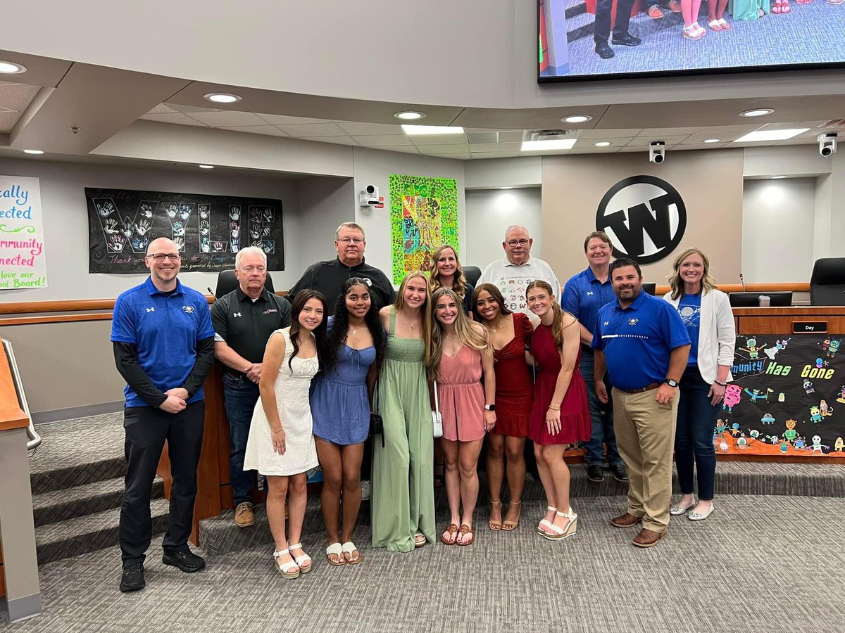 WELadyRaiderSoc's tweet photo. Great night celebrating some elite scholars who are also tremendous athletes! Thank you Wylie ISD for celebrating these great ladies and their achievements! https://t.co/6imzKs8pTk