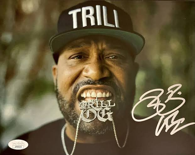 UGKのBUN Bのアルバムに参加しました🤘

タイトル曲でもある3曲目、Yokozuna TrillをOVER KILLとして、プロデュースさせていただきました。

TRILLって言葉を作ったのもこの人達

まさかこんな日が来るなんて思わなかったですね

26日配信！
みんな聴いてね

<a href="/2TIGHTMUSIC/">IITIGHT MUSIC</a> ありがとうございます🙏

BUN