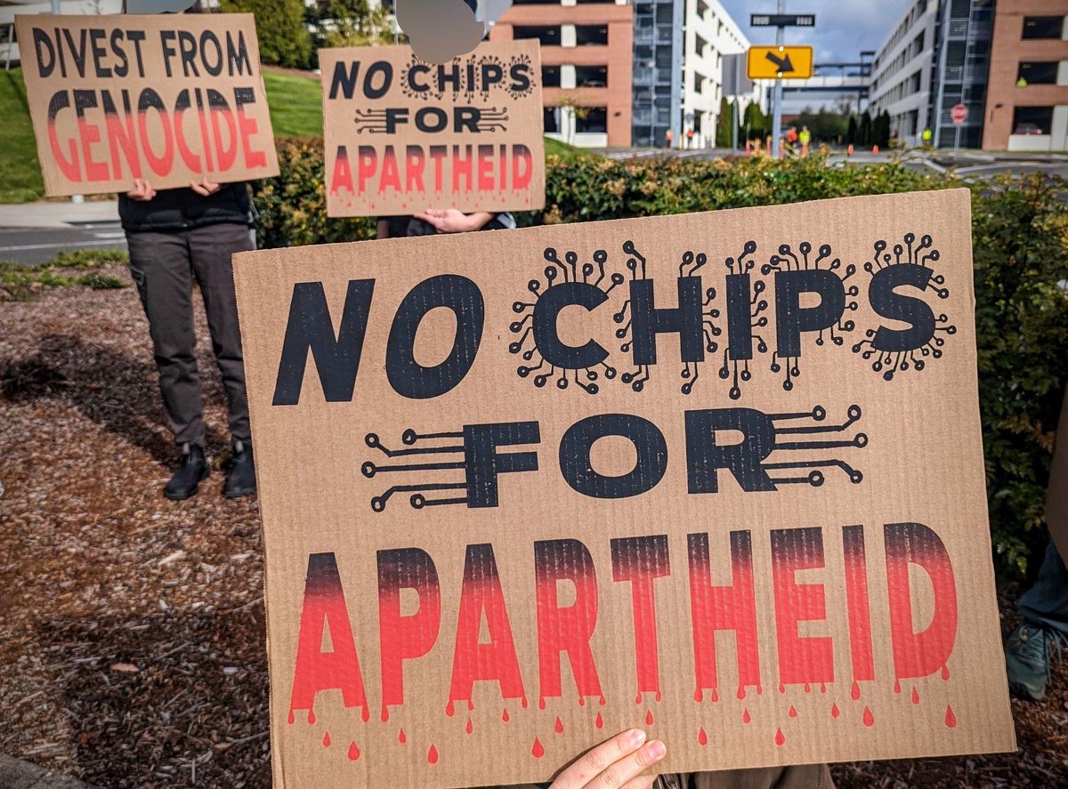 Portland Oregon - Activists and Intel workers blocked multiple Intel entrances for 2+ hours. One right winger showed to burn a Quran, another tried driving through the picket. Cops showed and let the driver go, but followed activists back to their vehicles.