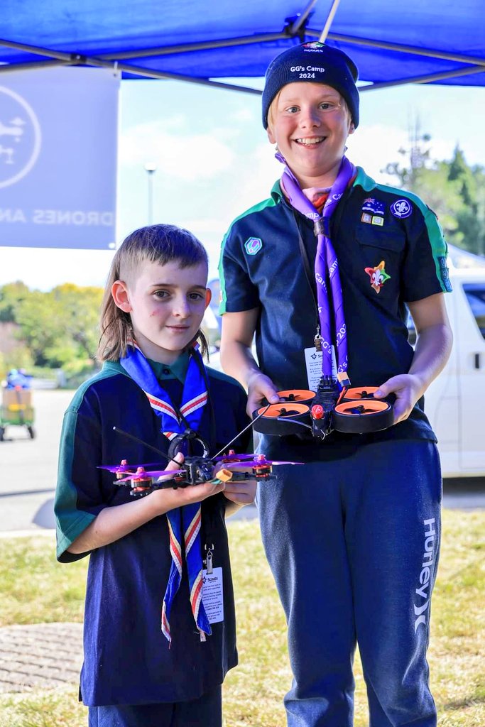 Day 2 out and about with the Scouts; at the Governor General's Scout Camp: Great work from our @AustralianArmy, @ausairforce and Veteran #DroneRacing pilots to inspire these great 🇦🇺 #STEM'ers! #SendIt! @ChiefAusArmy @DefenceAust @ScoutsAustralia