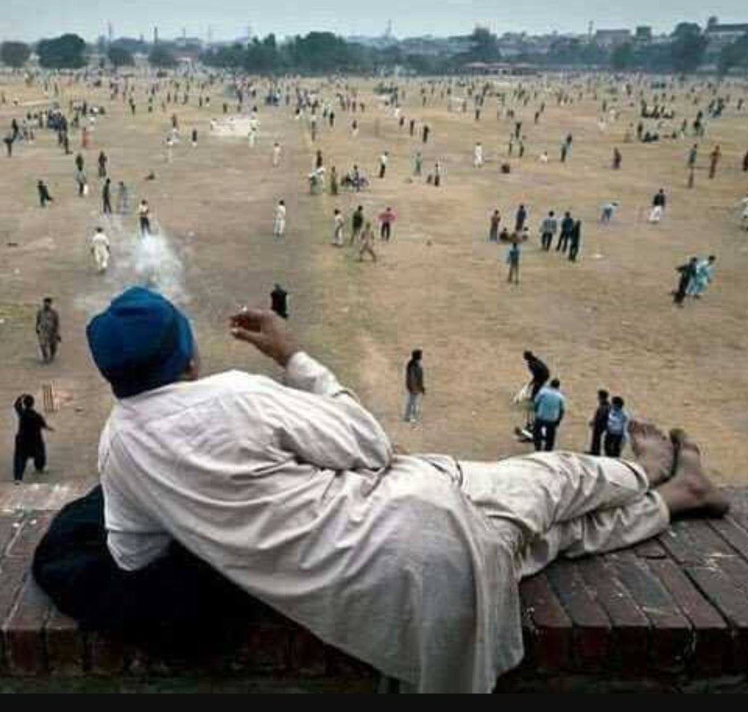 Me watching people talking about Tarachand now, migrated to the mainboard & returns around 250%