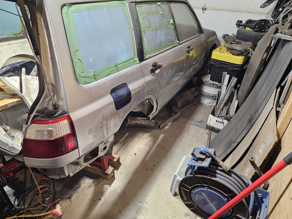 Had a little time to work on the Forester today, and welded in the passenger rear dogleg finally.

Other than the rocker panels, this should be the end of the exterior metalwork i think, just inside/underneath now