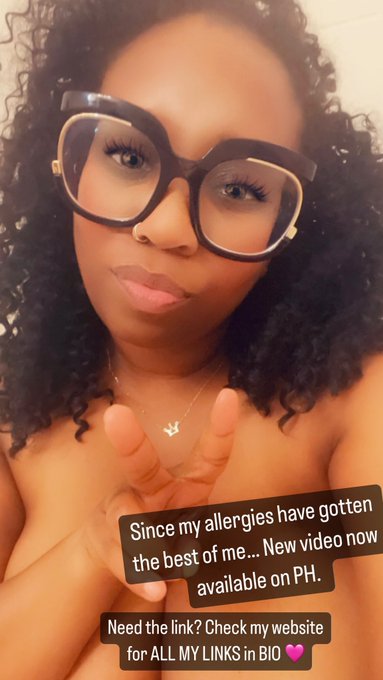 Link In bio bb 🩷 https://t.co/xz2OOHZU6T<a href="/tag/bbw"class="tags"><span>#bbw</span></a><a href="/tag/bigtits"class="tags"><span>#bigtits</span></a>