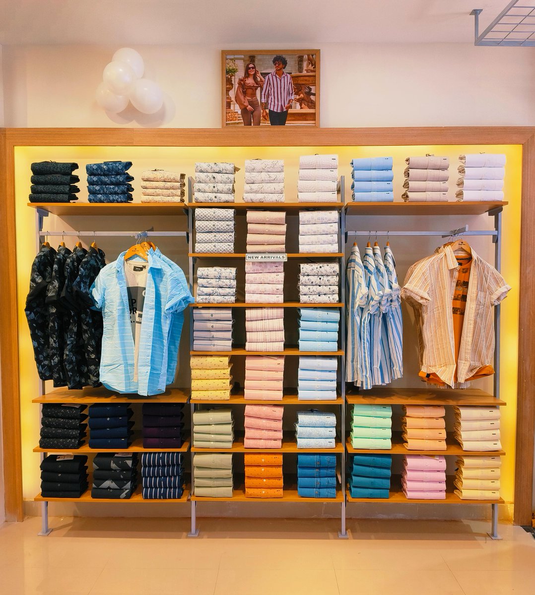 KlubFox97's tweet photo. We are thrilled to announce the grand opening of our new Klub Fox store in New Sagar, Madhya Pradesh! ✨

Location 📍 - Klub Fox OPP - ICICI Bank Makronia, Sagar. Madhya Pradesh -470004

#KlubFoxLaunch https://t.co/fz1xmJMymB