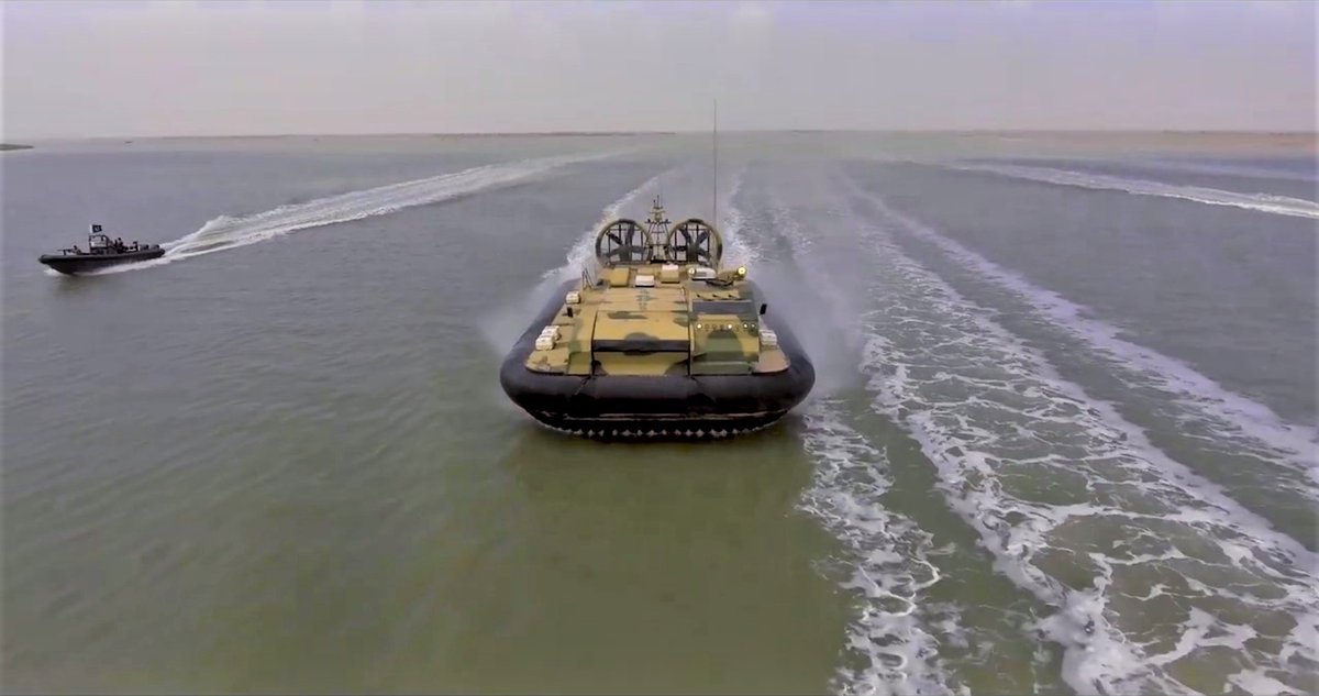 🇵🇰 Griffon Hovercraft 8100TD - Pakistan Navy.
An amphibious, all-terrain logistical workhorse.
- 10,000 kg Payload
- Vehicle Transport Capability
- 1.25m Obstacle Clarence
- Marine Grade Aluminium
#PakistanNavy