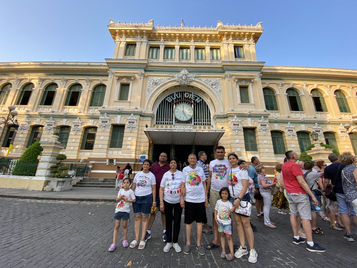 halong_vietnam_'s tweet image. Stepping into history at the Saigon Central Post Office! 
Website: travelauthenticasia.com
halongvietnamtours.com

#travelauthenticasia #southeastasia #southeastasiatrip #beautifuldestinations
#southeastasiaadventure #SaigonPostOffice #HistoricLandmark
