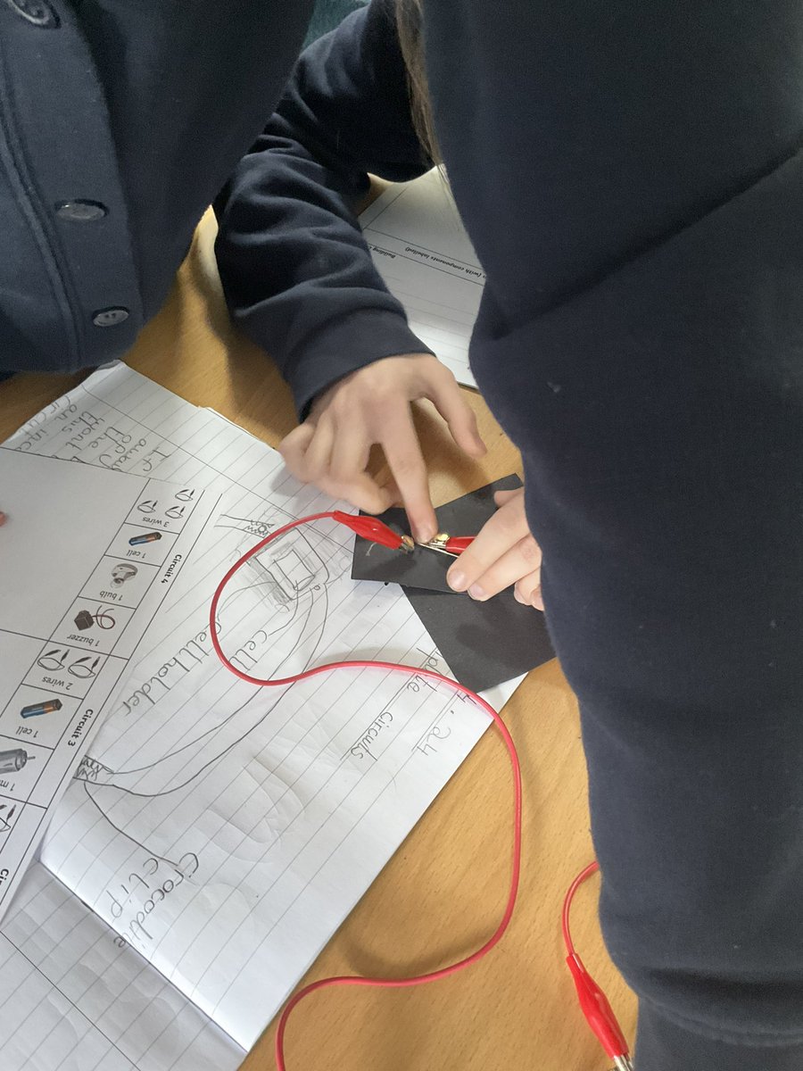 StBernardsep's tweet photo. Team 4 have been making different switches in their circuit #stbScience https://t.co/LiSCbYHazv
