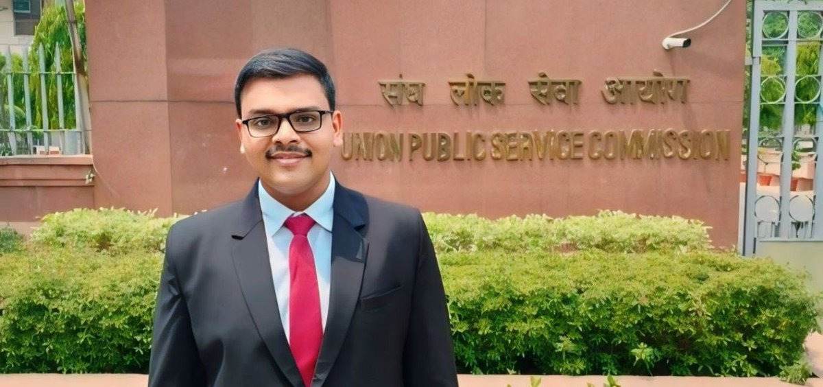 Many congratulations #AdityaSrivastava 👏👏👏

Wishing you the best in service to the Nation 🇮🇳 

#UPSC #UPSCResults2023
#CivilServices #UPSC2023