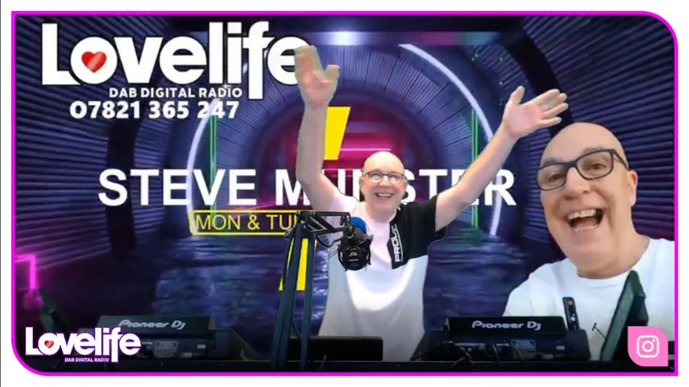 Steve Munster tweet media