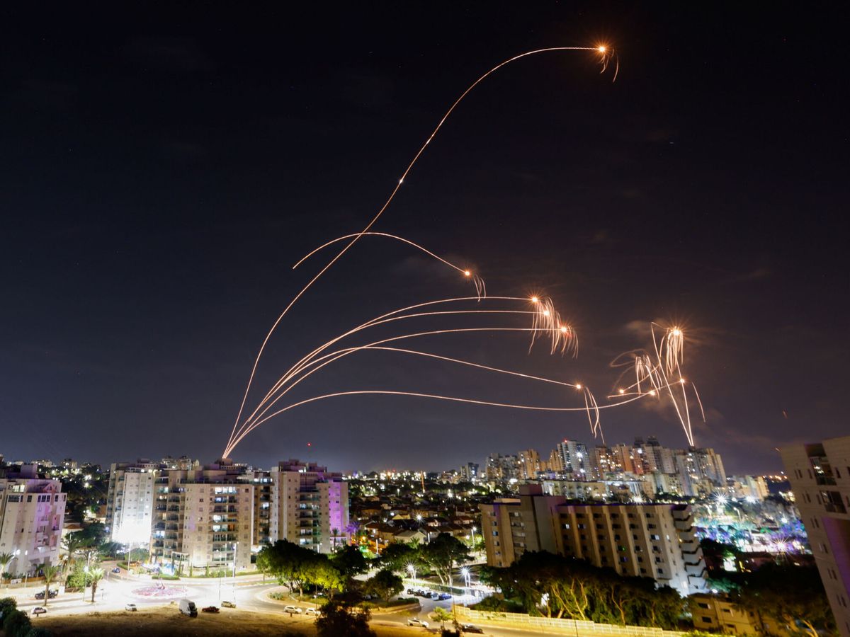 Tots els actors tenen la seva part de responsabilitat: Israel, Hamàs, Iran, els EUA i la resta. Tots. Per això m'enerva que s'obviï -sobretot quan és deliberadament- la gravetat de l'atac d'Israel a l'ambaixada iraniana a Damasc. Aquí tots són igualment culpables del que passa.