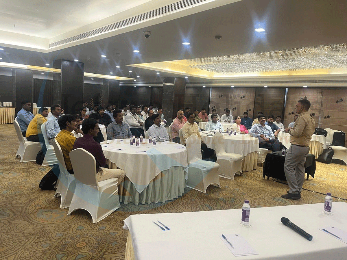 JetsupH's tweet photo. "Jetsup team orchestrates another victorious event in Vijayawada, leaving attendees inspired and delighted."

#JetsupSuccess #VijayawadaTriumph #JetsiupTriumphs #VijayawadaSuccess #EventExcellence #jetsupholidays #miceevents #corporatetours #grouptour #tourist #jetsupevents https://t.co/TBWSRJxXyz