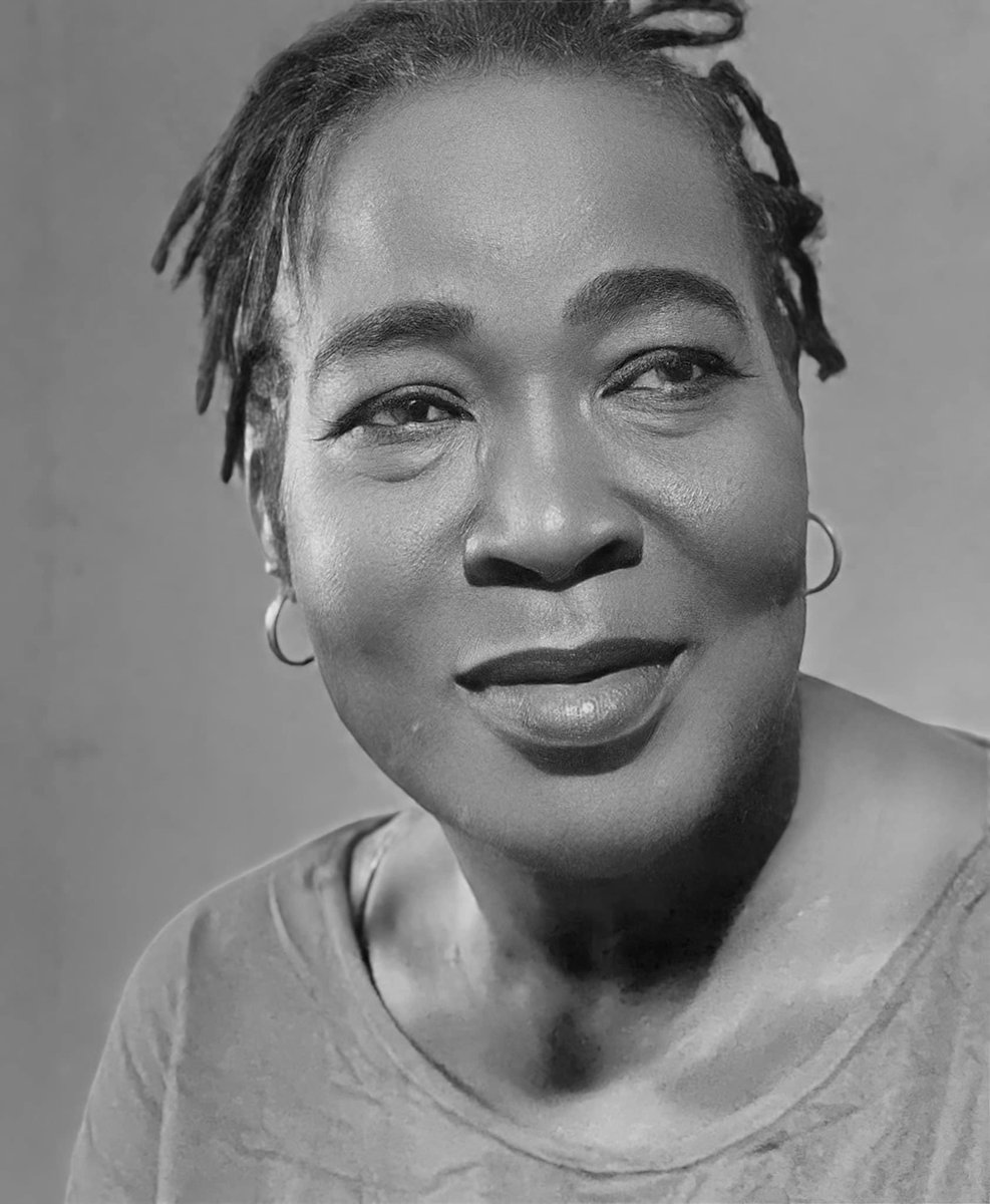 #NECROLOGIE 🔴 Ange Keffa n’est plus ! 😔🙏🏿
La comédienne qui a participé à la célèbre série ivoirienne Ma Famille est décédée. Elle souffrait d’une insuffisance rénale.
C’est avec consternation que nous apprenons son décès ce lundi 15 Avril à 20h, selon des sources familiales.
