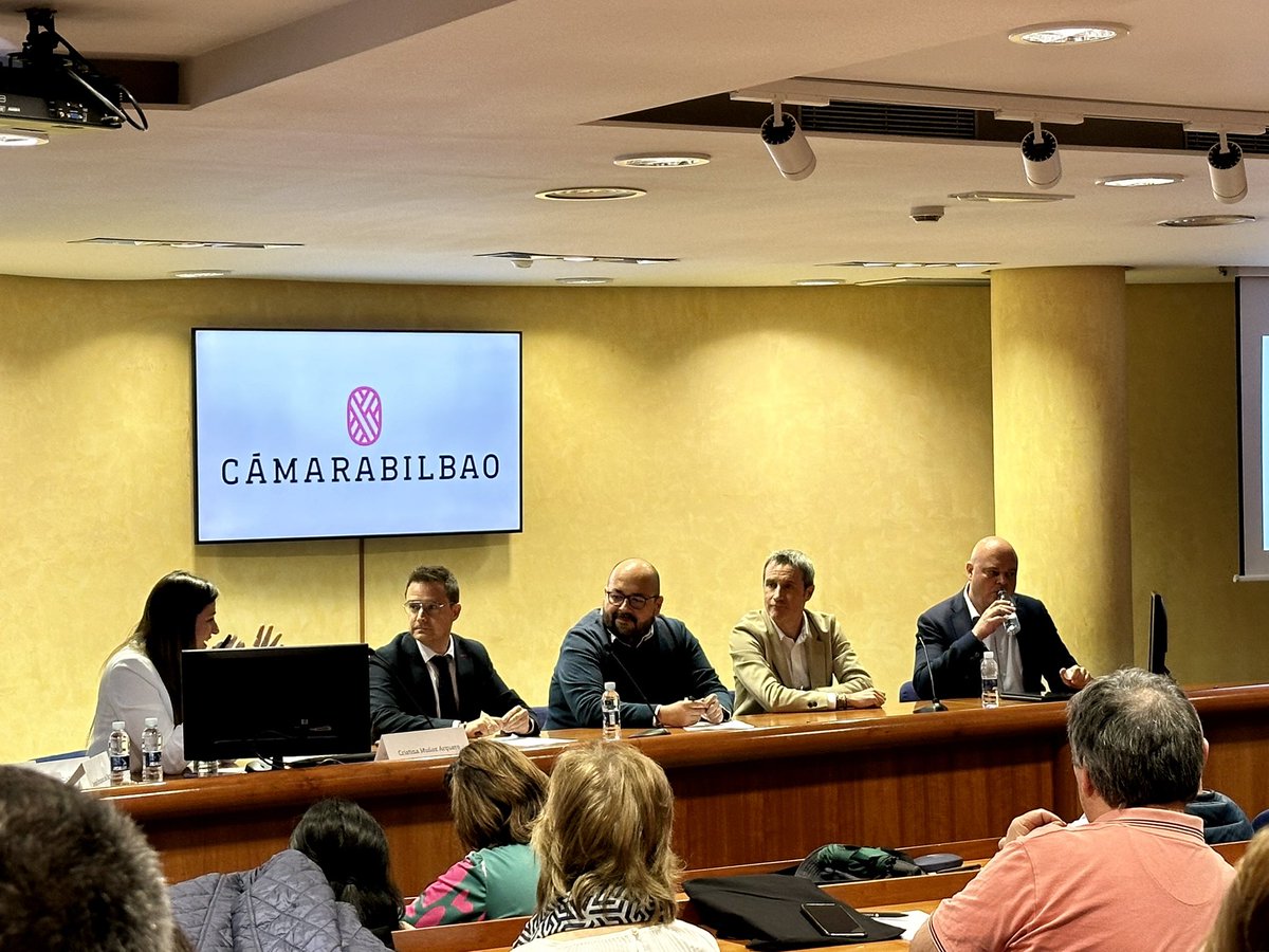 Binary Software (@binarysftw) on Twitter photo Vamos con una mesa redonda sobre el impacto de las normativas en #asesorías y #empresas con Ion Tamayo de #Asygem Miguel Angel Calle de #MAC Asesores Pedro Torquemada de #Torquemada Asesores y <a href="/ManelPeralta/">Manel Peralta</a>
de <a href="/WKa3Software/">Wolters Kluwer Tax & Accounting España</a>
<a href="/Camarabilbao/">Cámarabilbao</a> <a href="/BinarySftw/">Binary Software</a> <a href="/UkabiGroup/">Ukabi Group</a> Vamos con una mesa redonda sobre el impacto de las normativas en #asesorías y #empresas con Ion Tamayo de #Asygem Miguel Angel Calle de #MAC Asesores Pedro Torquemada de #Torquemada Asesores y <a href="/ManelPeralta/">Manel Peralta</a>
de <a href="/WKa3Software/">Wolters Kluwer Tax & Accounting España</a>
<a href="/Camarabilbao/">Cámarabilbao</a> <a href="/BinarySftw/">Binary Software</a> <a href="/UkabiGroup/">Ukabi Group</a>