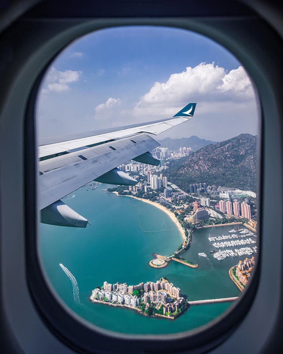 Ever wondered why plane windows are always round 💭?

One reason is that round windows can distribute air pressure evenly across the surface, thus more resilient to stress and warping ✈️.

📸 Instagram @ gratiamikha

#cathaypacific #MoveBeyond