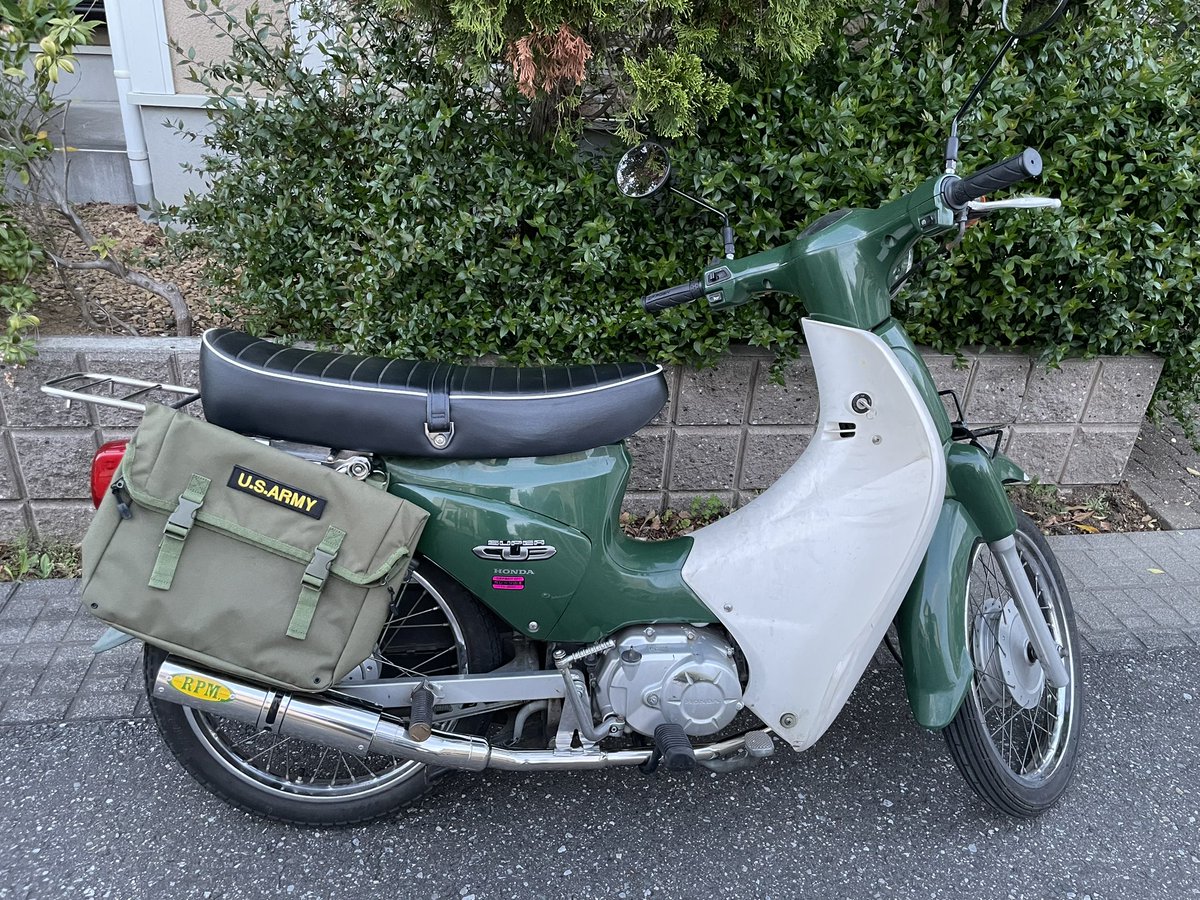 としつぁんとカブにRPM管付けてからの千葉フォルニアへ🏍️
見知らぬ爺さんスクーターで現れ『なかまになりたそうにこちらをみている！なかまにしてあげますか？』状態に🤣
『話が長くて終わらない』『帰るよって言っても話してくる』
なんかサイドバックがしっくりこないなぁ…という1日でした💦