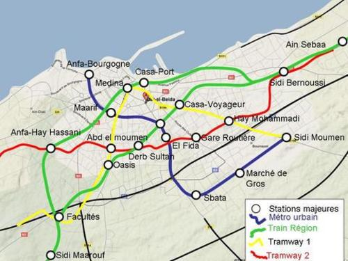 MoroccanSories's tweet photo. 🇲🇦🚆|Les 1ers financements du projet RER révélés 

Les autorités de Casablanca-Settat et l'ONCF seraient engagées dans une course contre la montre en vue de surmonter les obstacles techniques et budgétaires pour mettre sur les rails le réseau express régional (RER), avant le coup d’envoi de la Coupe du Monde de Football 2030.

Le RER exige une enveloppe budgétaire de 1,1 milliard de dhs.

Une ligne du projet reliera les facultés de Mohammedia, les gares de la ville, Zenata, Sidi Bernoussi, Ain Sebaâ et le port de Casablanca, toutes les 30 minutes et une autre ligne reliera Mohammedia-ville, Zenata, Sid Bernoussi, Ain Sebaâ, Hay Mohammedi, Mers Sultan, Oasis, Sidi Maârouf, Bouskoura, Nouaceur et l’aéroport international Mohammed V.

Quant à la ligne, «Casa-Port-Nouaceur», l’itinéraire ira de Casa-port à Hay Mohammedi, Casa Voyageurs, la nouvelle ville, Mers Sultan, Oasis, Casa-sud, Sidi Maârouf, Bouskoura et Nouaceur. Chaque trente minutes, un RER reliera Casablanca à Settat, en passant par Bouskoura et Berrechid.