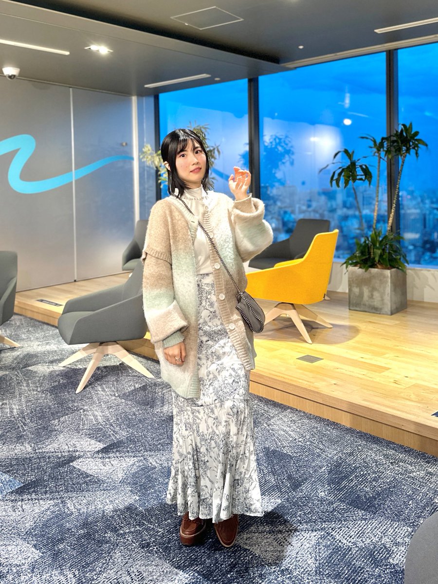 limeism_'s tweet photo. 今日はなんと、
TikTok LIVEセミナーin Tokyo
本社に行ってきました！

みんなと紡いでる音楽を
さらに遠くまで、
羽ばたかせられますように🕊️ https://t.co/cWKuJyl26Y