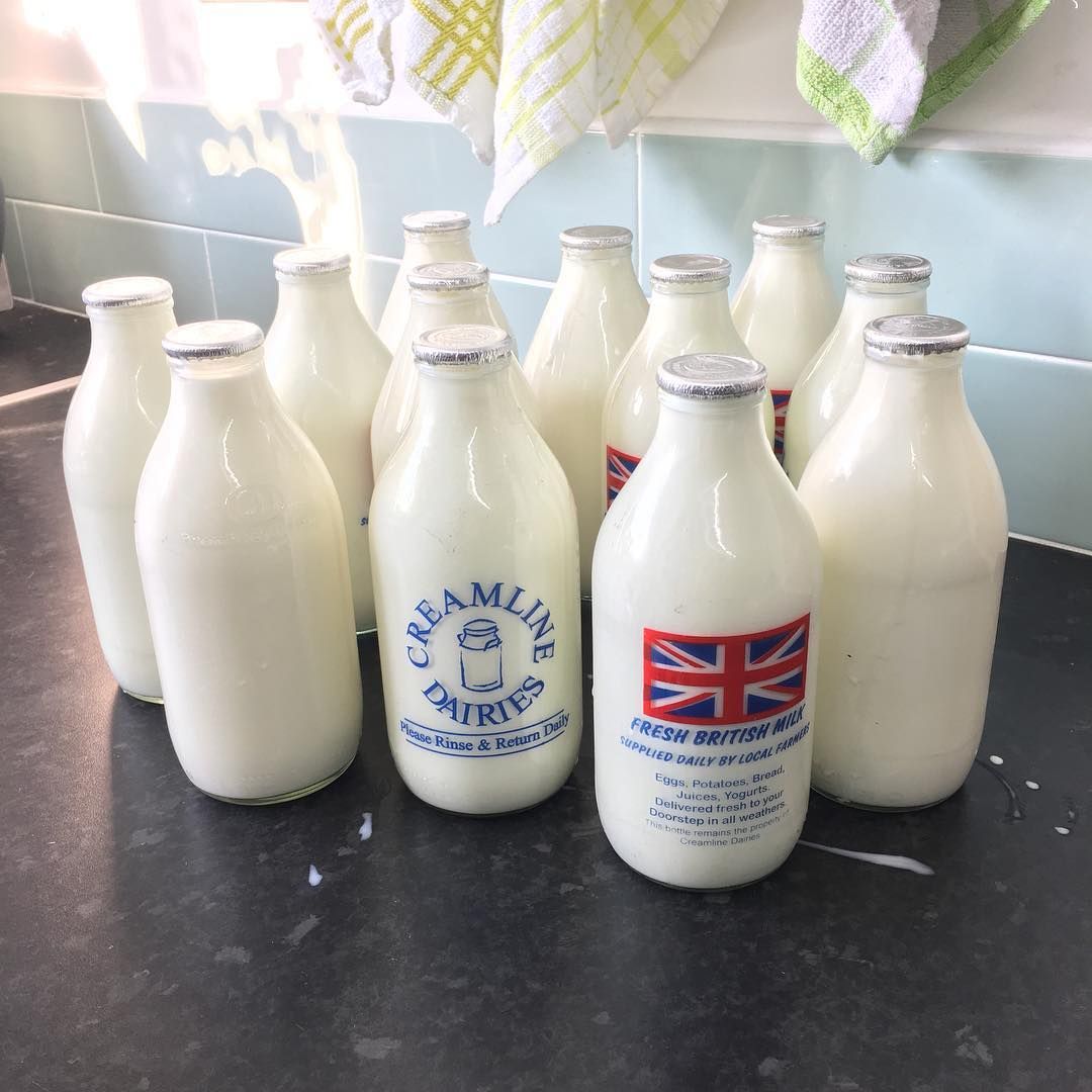 Whether you need a bottle of semi-skimmed once a week or enough to satisfy a big team every day, we’ve got you covered. 🤩 via buff.ly/4d4TOAL #TastyTuesday #TuesdayTrivia #GoodNewsTues #TuesdayTreat #Milkman #DairyDelivery #LocallySourced #SupportLocal #MilkDelivery