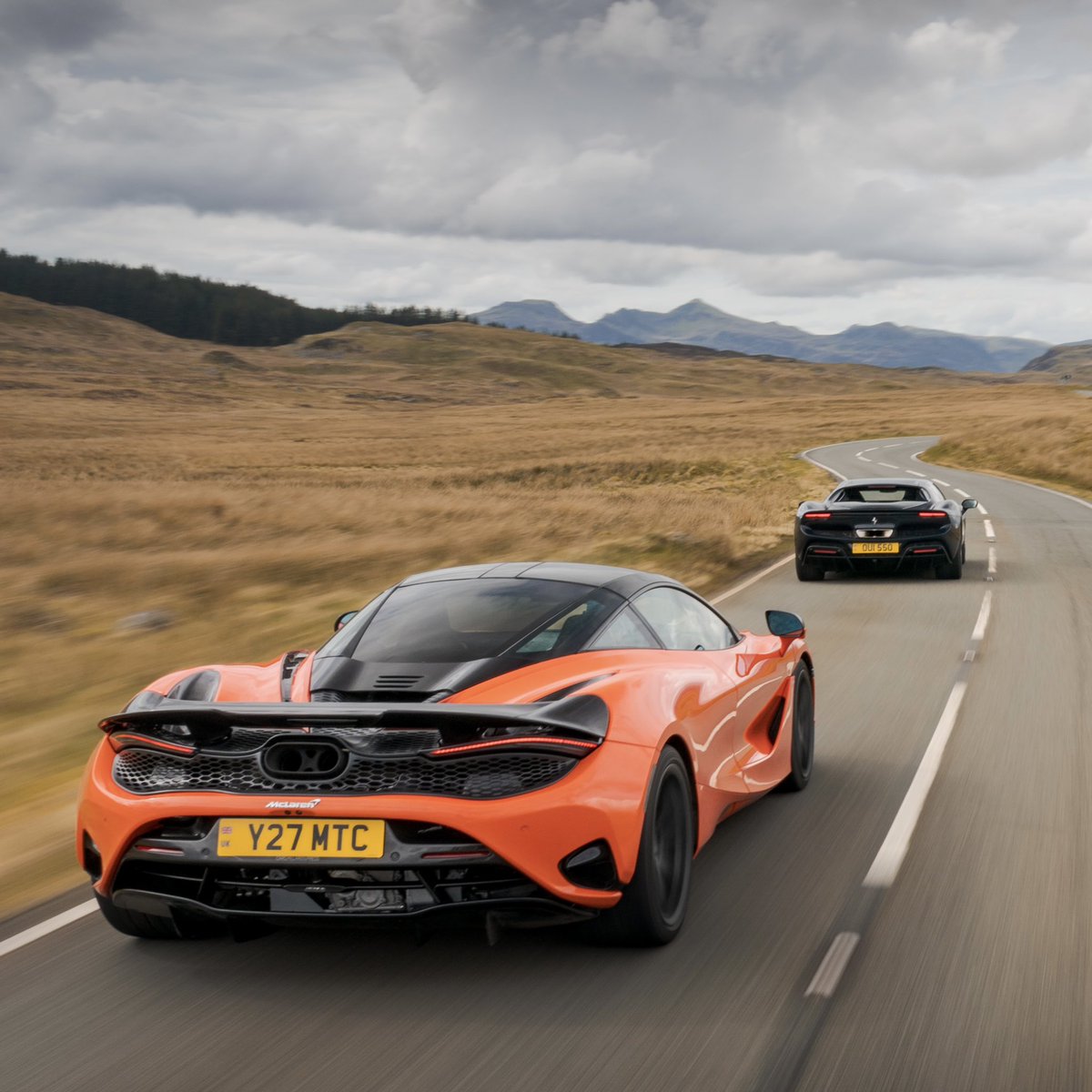 This week on The Intercooler podcast, Dan and Andrew discuss our recent McLaren 750S v Ferrari 296 GTB twin test – and why supercar buyers are shunning downsized V6 engines. Listen now on Apple Podcasts: podcasts.apple.com/gb/podcast/the… Or on Spotify: open.spotify.com/episode/2bc4s8…