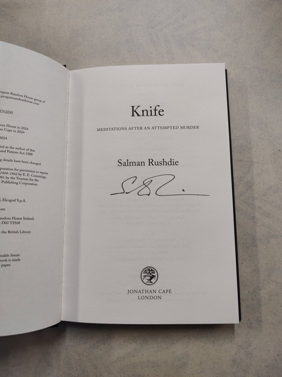 We have a very small number of signed (!) copies of #Knife by #SalmanRushdie available in stock now! If you want a copy, come on down and pick one up before they're gone! #ChooseBookshops