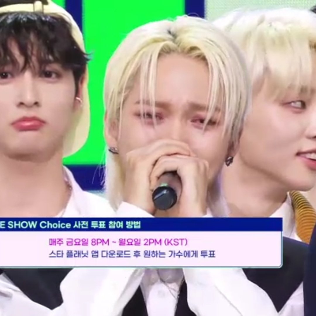 승준이 울어 ㅠㅠㅠㅠㅠㅠㅠ 1위 축하해 ㅠㅠㅠㅠㅠㅠ