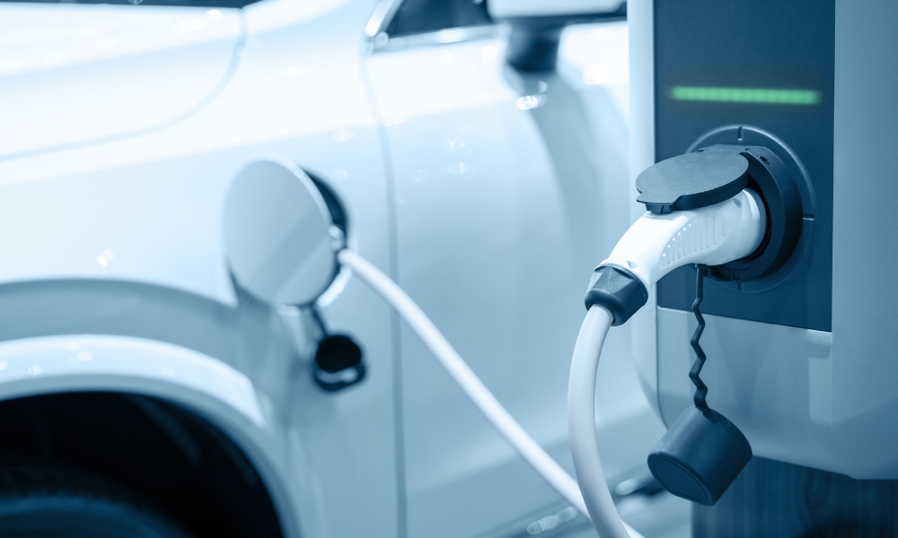 🤔 Si haguessis de comprar un cotxe, apostaries per un híbrid? ⛽🔋 Segons les dades, els turismes electrificats, híbrids i de gas estan augmentant les seves vendes. ➕ Ampliem la informació aquí 👇 racc.cat/blog/cotxe/els…