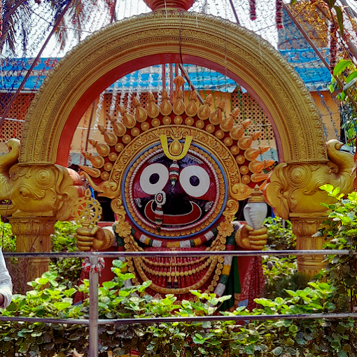 MyPuriTour's tweet image. Discover the wonders of 𝐏𝐮𝐫𝐢 𝐭𝐨𝐮𝐫𝐢𝐬𝐭 𝐬𝐩𝐨𝐭𝐬! 

Read More 👉  lnkd.in/gF5QSNDc

#PuriTouristPlaces #ExplorePuri 🌊🏛️🌟