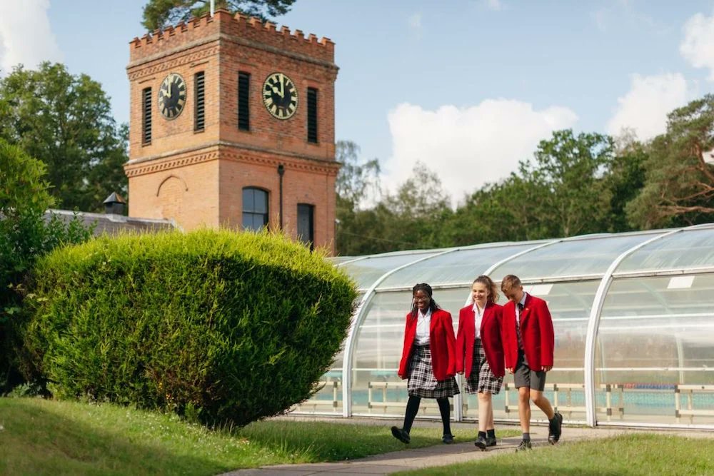 @copthorneprep is a proudly non-selective, vibrant and diverse co-ed day and flexi-boarding school for children aged 2-13 on the Surrey/West Sussex border. Click the link to read the full review ahead of the open day on 26 April 2024. bit.ly/442zE4i