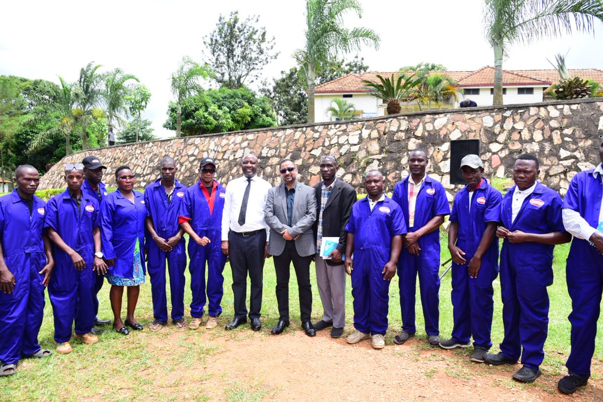 We're thrilled to be in Mukono town today, celebrating the grand opening of Plascon's Painters' Association SACCO's new office. 🎨🏢 The procession kicked off at the Saza grounds, Mukono, and will culminate at their beautiful new office. #ColourYourWorld