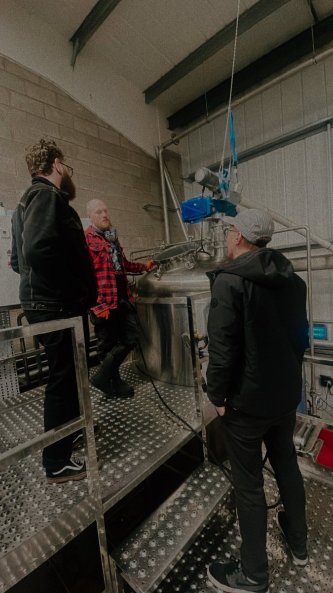 You guessed it - We are up at @vaultcitybrew for a collab brew that will get solid ‘1/5 - why can’t beer taste like beer’ reviews on Untappd… But what are we brewing? 🤔 🦖 Get your guesses in the comments 👀