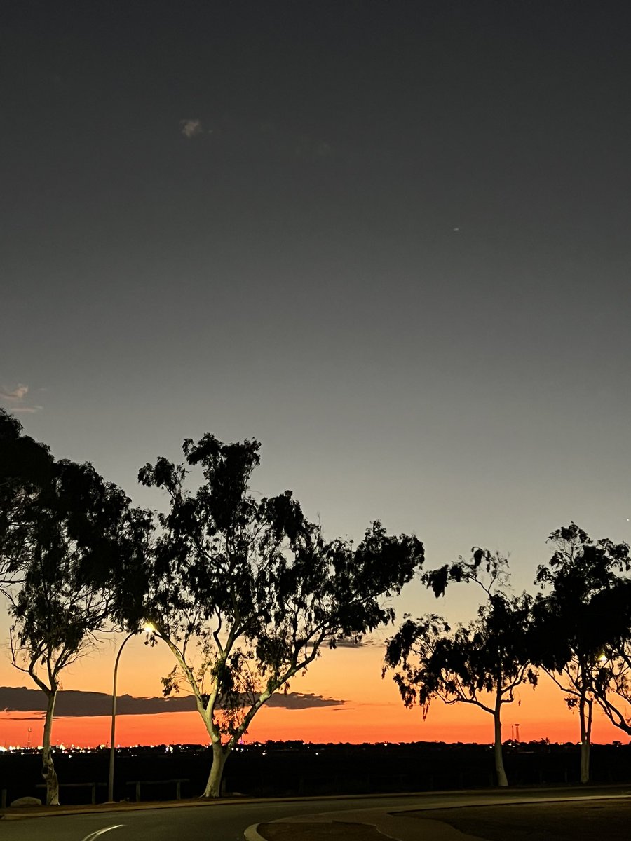 Another beautiful #Pilbara sunset tonight in #WesternAustralia ☺️