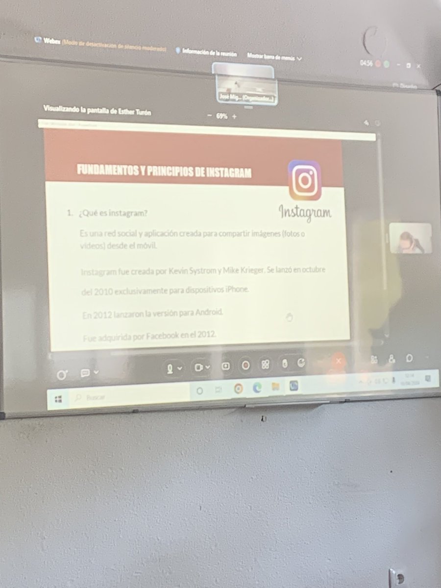 Buenos días comunidad #CyACartuja 
Hoy tenemos charla con una gran profesional <a href="/huhuzgz/">Esther Turón Perez ❤ Marketing | SEO | Web</a> que nos habla de cómo usa Instagram!!! Una red muy usada por nosotros, estar atentos 👀!!
#reporterotuitero