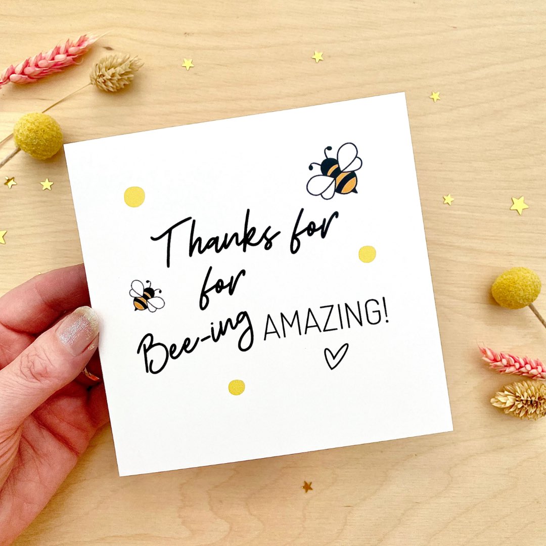 A little greeting card to say: Thanks for Bee-ing Amazing! 🐝💛🌈☀️

#elevenseshour #bee #greetingcards #etsycards #cutecards #thankyou #friendship #shopindie #tuesdayvibe #shopsmalluk

etsy.com/shop/janebprin…