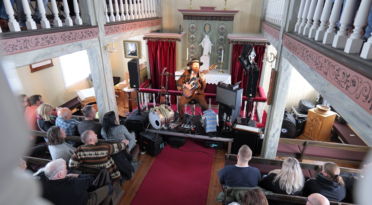 Ástarþakkir Hnífsdalur, Bolungarvík og Ísafjörður fyrir ógleymanlega helgi ❤️Næst Suðureyri og Drangsnes 🥳.... 6 komnir 94 eftir⚡️