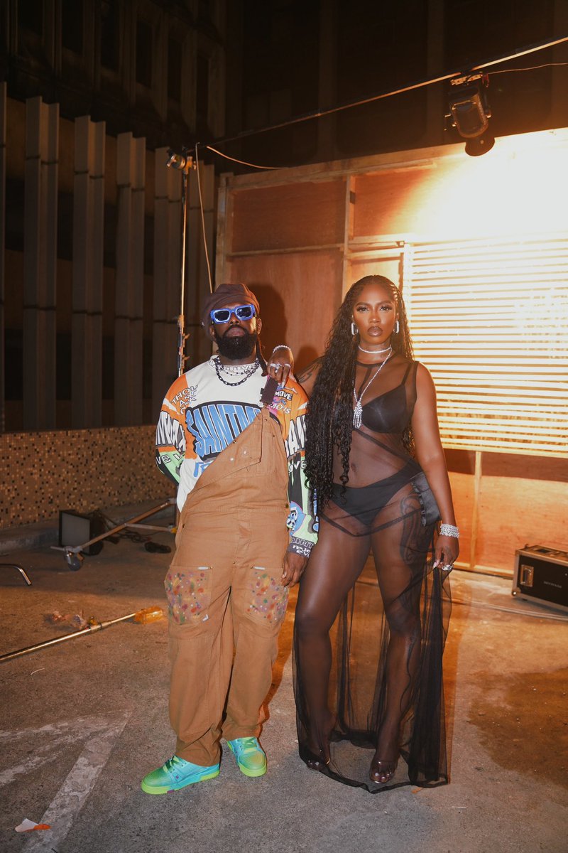 timayatimaya's tweet photo. BadMan Chulo X African Bad Gyal 🔥🔥
#InMyHead #Gladiator https://t.co/9EfJTguR0g