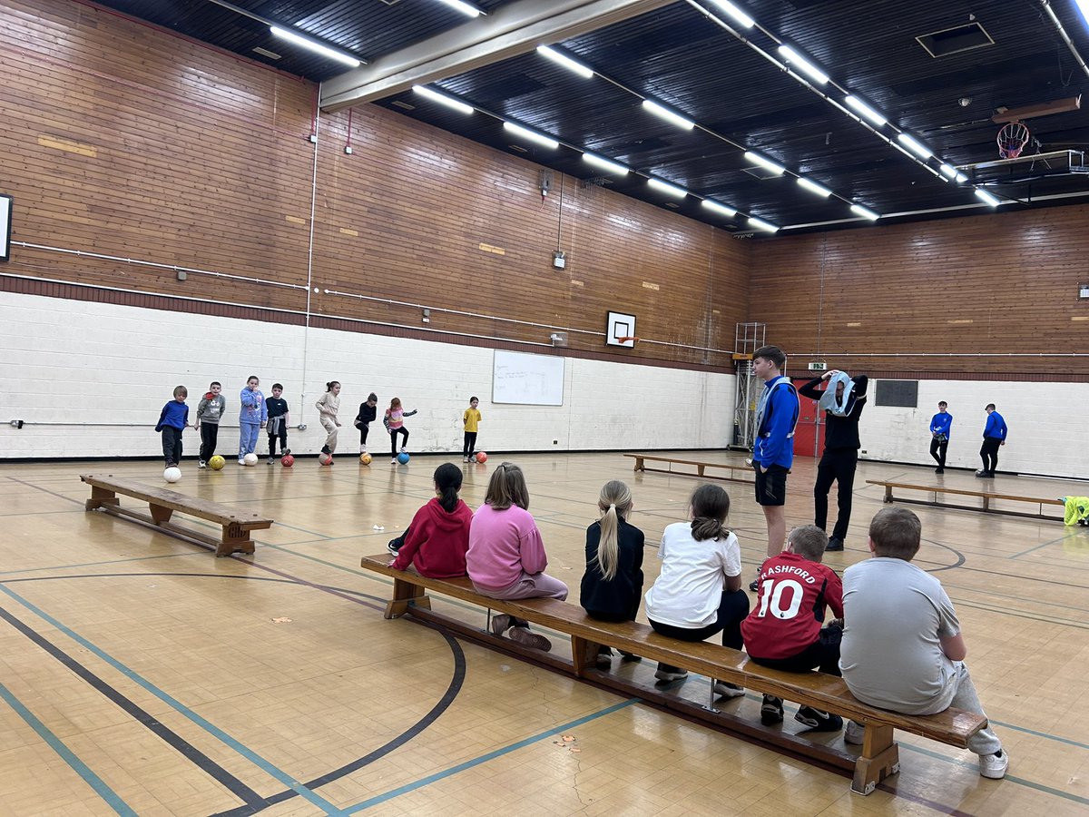 Abersychansch's tweet photo. The sun is shining and our Year 4 Sports Festival is well underway! @Aber_Transition Diolch to our sports leaders for all their help today! ⚽️🏐🏉
#transition https://t.co/4lnHMZdJGW