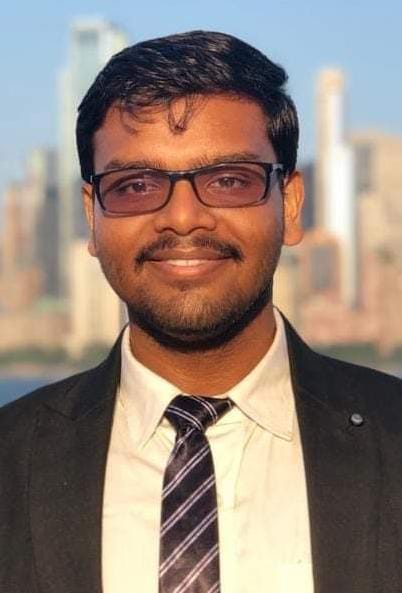 abhishekdjbly1's tweet photo. Aditya Srivastava of CMS Aliganj campus 1 tops UPSC with AIR 1 https://t.co/zsbRw5D2nv