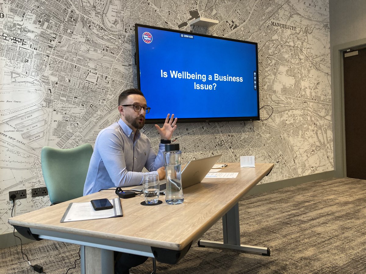 Great to be holding our latest #KeepThriving workshop for SMEs here in Manchester on how to develop a wellbeing strategy, delivered by our Head of Wellbeing, Marcus Herbert. #WorkplaceWellbeing