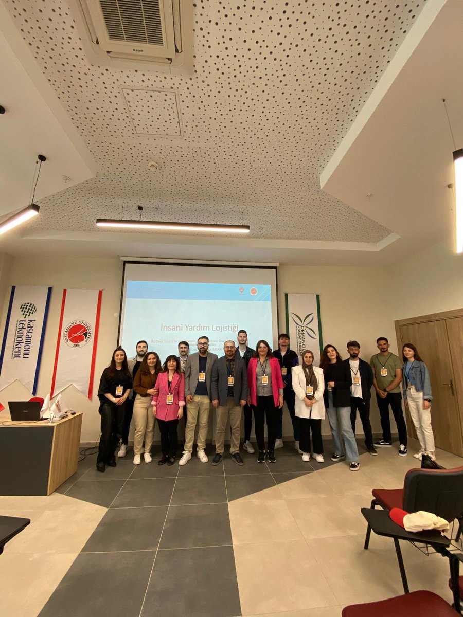 Tubitak destekli “Tedarik Zincirinin Hayati Boyutu: İnsani Yardım Lojistiği” konulu 4 günlük eğitim seminerinde insani yardım sürecine dair lisansüstü öğrencilerle bir araya geldik. Afet konusunun ön plana çıktığı coğrafyamızda insani yardımın önemini ayrıntılı ele almış olduk.
