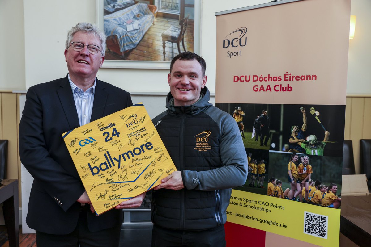DCUDocEirGAA's tweet photo. It was great to recognise the works of the management teams with gifts from @ONeills1918 https://t.co/QQMO6DHvPP
