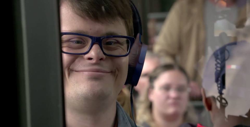 RDV le 7 mai prochain pour la projection de #JiraiDecrocherLaLune  à 20h au cinéma <a href="/LesTourelles_08/">LesTourellesVouziers</a> de #Vouziers.

<a href="/regiongrandest/">Région Grand Est</a> <a href="/pictanovo/">Pictanovo</a> <a href="/ardennescd08/">Ardennes CD08</a> <a href="/RADIO8ARDENNES/">RADIO8</a> <a href="/RCFRA/">📻 RCF Reims-Ardennes 🎧📲💻</a> <a href="/apfhandicap08/">APF France handicap Ardennes</a>
@fbleuchampagne <a href="/LAtelierDistrib/">L'Atelier Distribution</a>
#trisomie21 #handicap #inclusion