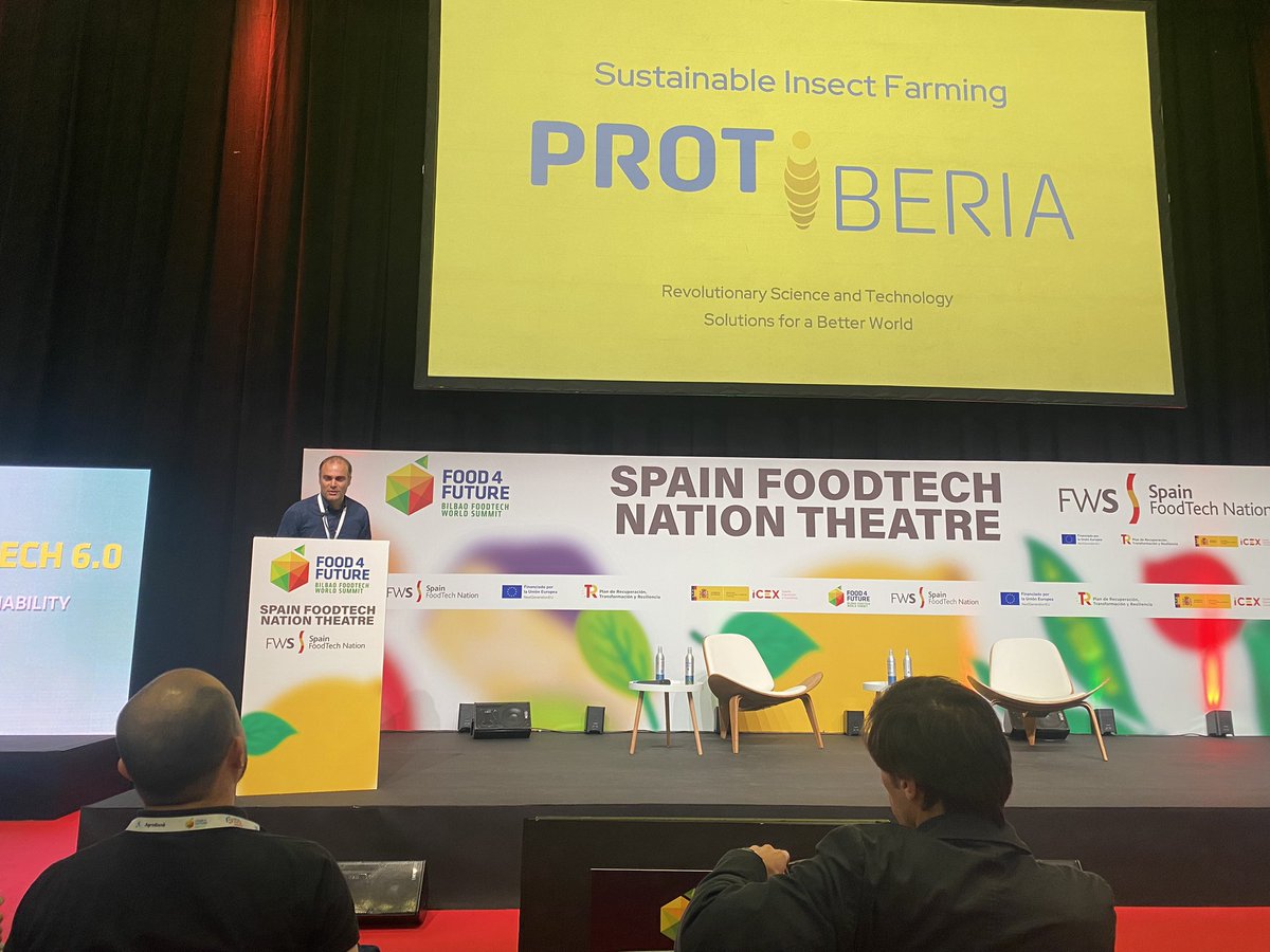 Inn_Somnia's tweet photo. 📢👉Arrancan las 1º startups en el #FoodtechStartupForum moderado por @Inn_Somnia. Pitches de #lucasbiotech (fertilizantes para sistemas de riego/cultivo), @vinok_es (combaten falsificaciones en vinos) y @protiberia (transforman residuos orgánicos en materia prima) 👏👏 https://t.co/hXh7euKxlH
