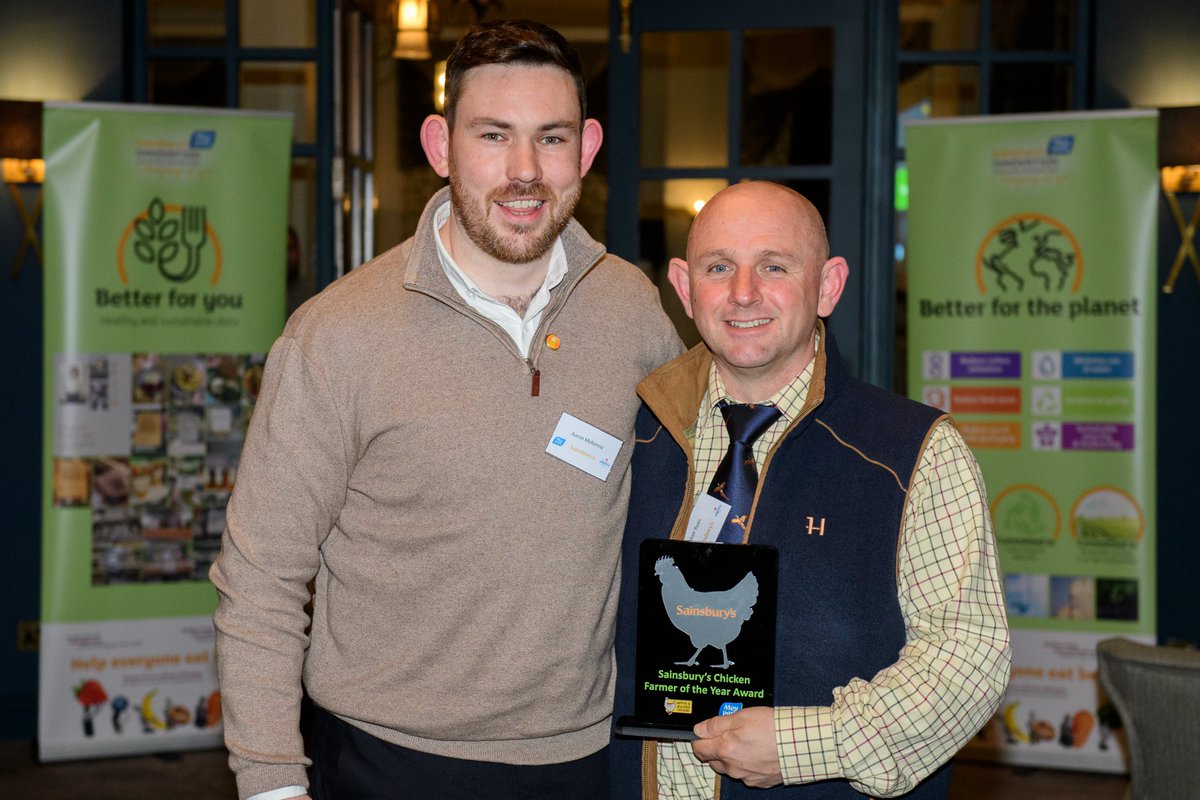 At Moy Park, we partner with farmers who are passionate about what they do, and we were proud to highlight many of them at our @sainsburys x Moy Park Farmer Awards🚜 Recognised for high welfare, sustainability and farming standards, it was a great night celebrating our farmers👏