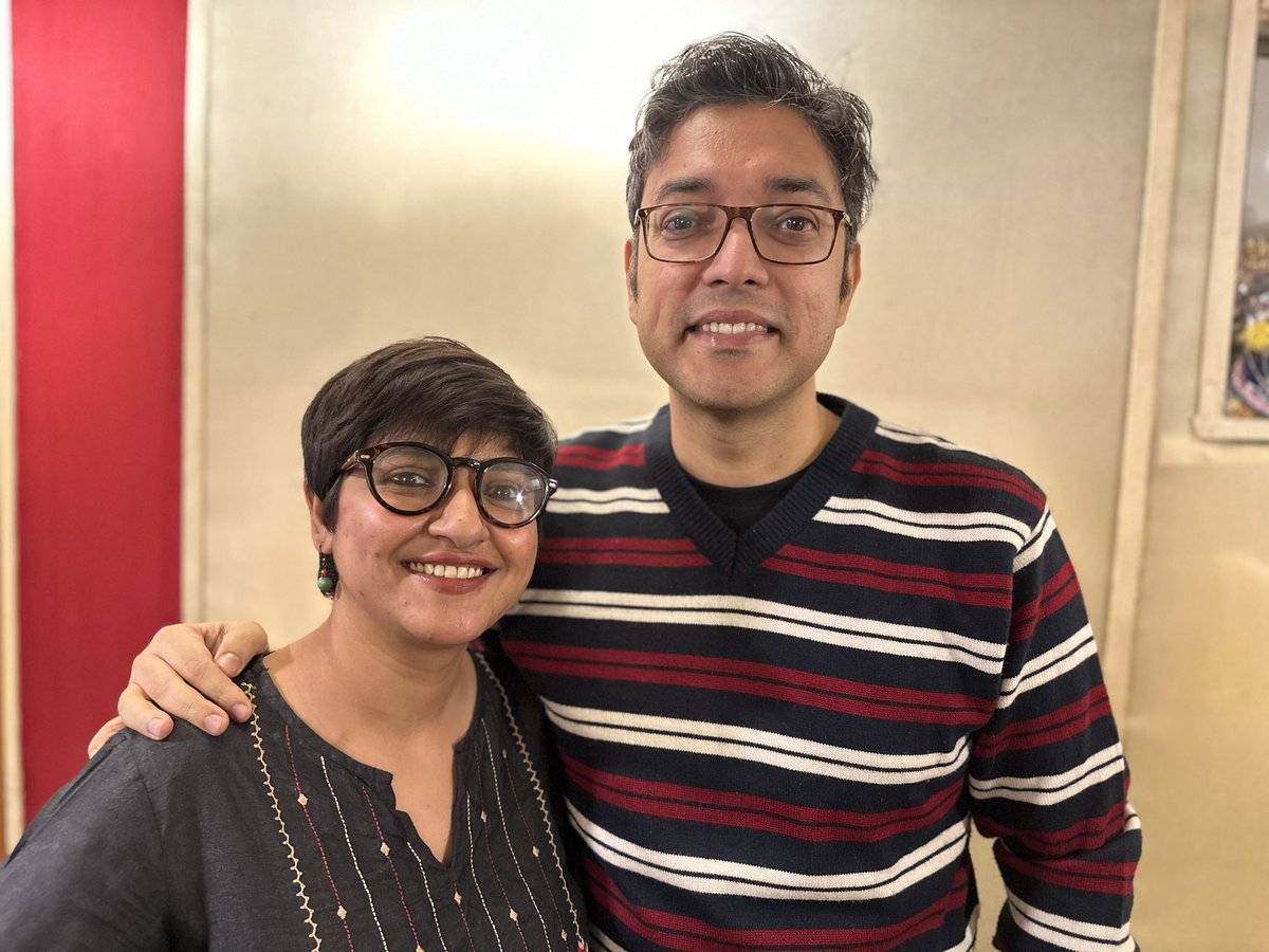aroyfloyd's tweet photo. তুমি গুরু আমি শিষ্য
তুমি salary আমি tax
তুমি জোরে ছুটতে চাইলে
আমি করব relax।

#DibaratrirKabyo out now! 
#Alaap 

https://t.co/QJA5GPHdgQ

@lagnajita_rai @SurinderFilms @itsmeabir @mimichakraborty https://t.co/WzDBFBFBtn