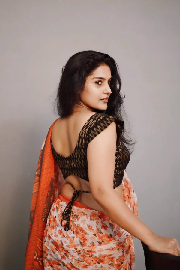 GLRATQLWUAAwfBD?format=jpg&name=900x900