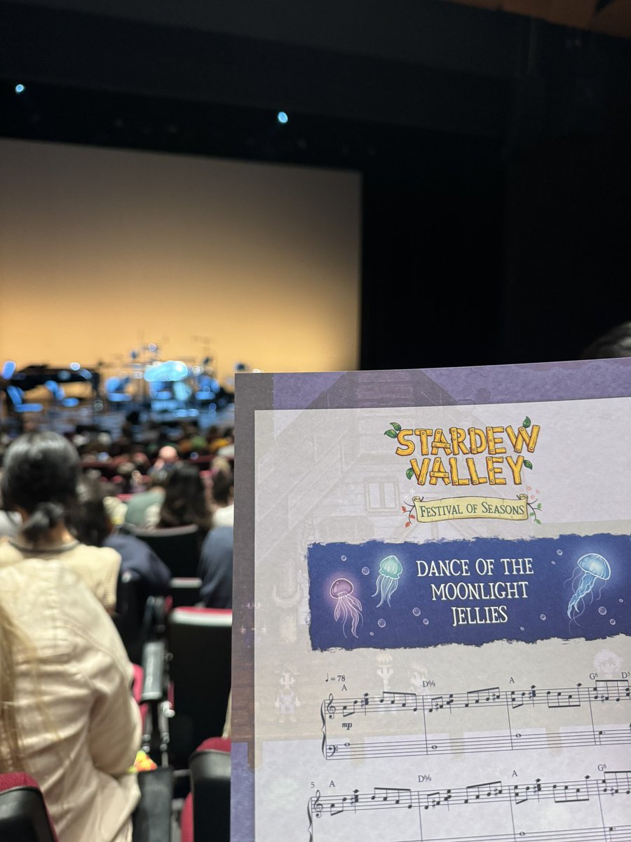 I finally got to hear Dance of the Moonlight Jellies live, I can now die happy 😍