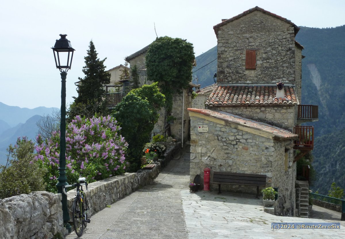 Bairols, un des plus beaux villages perchés moyenâgeux des Alpes-Maritimes

#Bairols #AlpesMaritimes #NiceCotedAzur #CotedAzurFrance #FrechRiviera #Tinée #BaladeSympa #RegionSud #SouthofFrance
