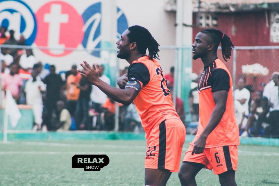 Baltimore_SC's tweet photo. Capi Duckenson Régistre 🧡🖤 https://t.co/b4H2sSSYyp