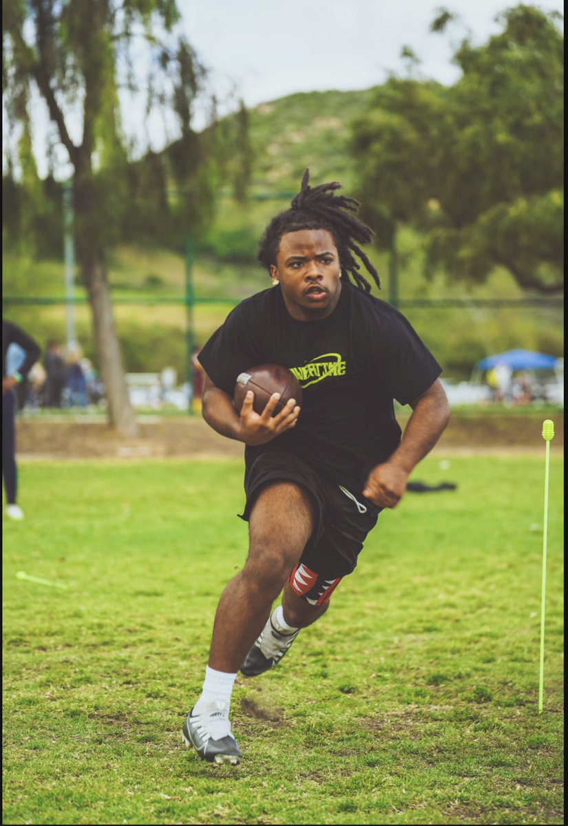 Teamduse2's tweet image. I’m tryna be what I’m destined to be 🙏🏽 @boscofootball @adamgorney @GregBiggins @BrandonHuffman @DaveKeefer @PGregorian @Rivals @johnwdavis @coachstevenlo @jasonscheer @CoachJimMoraFB @Coach_MarcusT @TheUCReport @overtime